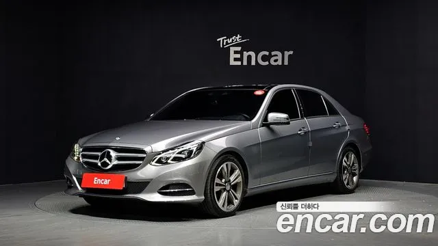 Mercedes-Benz E- W212 E300 4MATIC