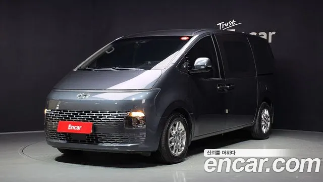 Hyundai Staria 3