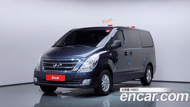 Hyundai Grand Starex 3