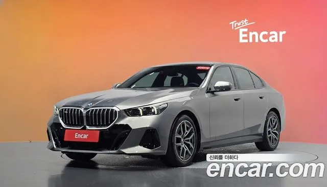 BMW 5 (G60) 520i M