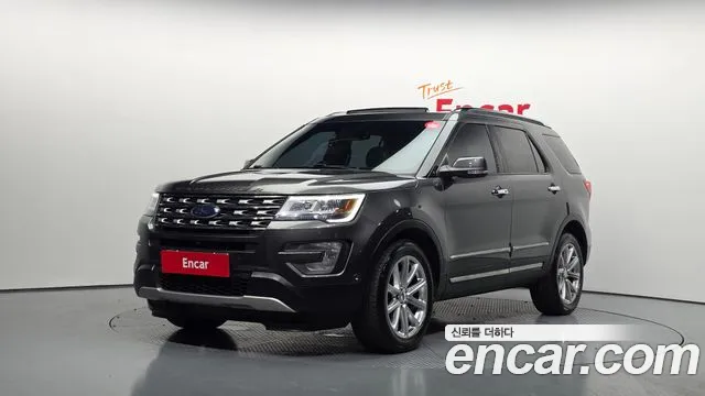 Ford Explorer 2.3 Limited 4WD 5