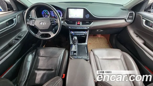 Hyundai Grandeur IG Hybrid Exclusive