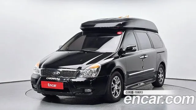 Kia Carnival R Carnival GLX Premium