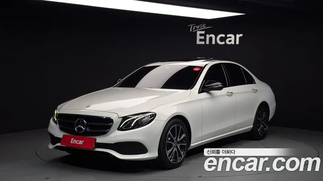 Mercedes-Benz E- W213 E250