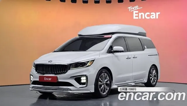 Kia The New Carnival Gasoline 9
