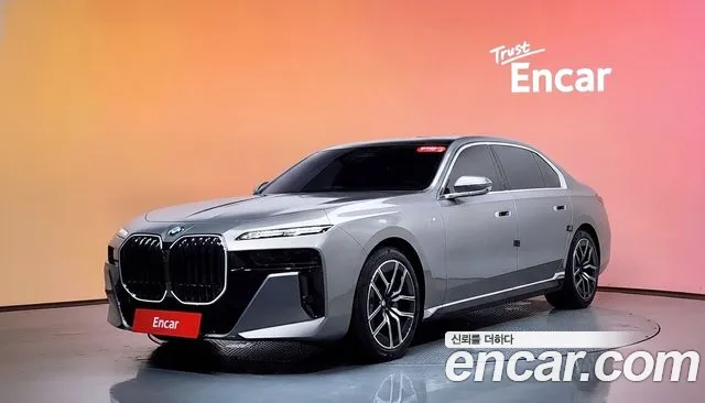 BMW 7 (G70) 740i xDrive M