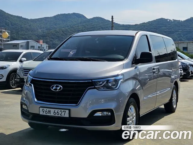 Hyundai The New Grand Starex 5