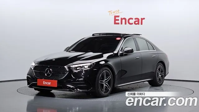 Mercedes-Benz E- W214 E300 4MATIC AMG Line