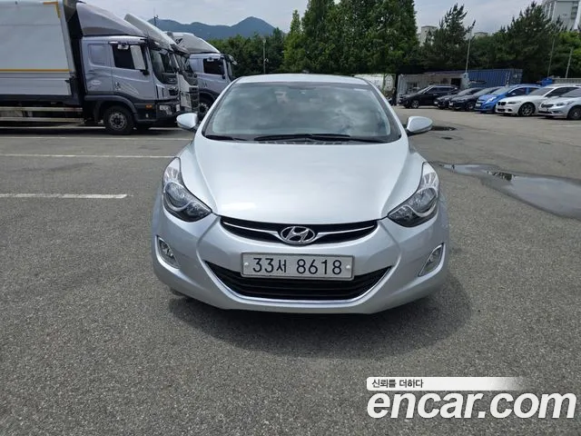 Hyundai Avante MD M16 GDI