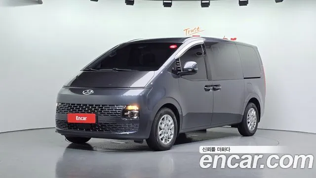 Hyundai Staria 5
