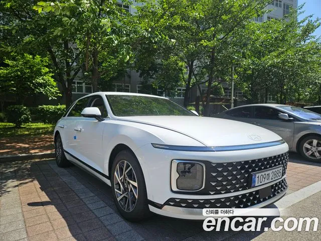 Hyundai Grandeur Hybrid (GN7) Premium
