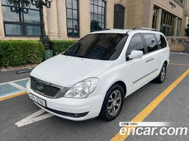 Kia Carnival R Carnival GLX