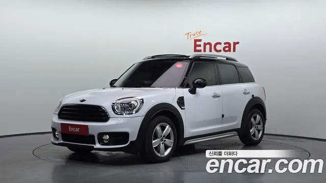 MINI Cooper D Countryman Base 2