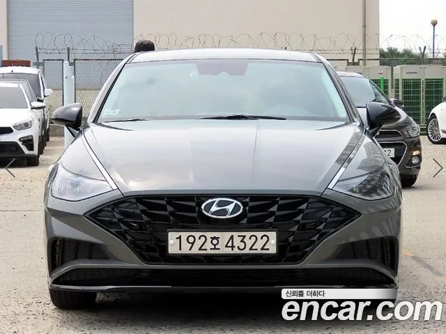 Hyundai Sonata (DN8) 2.0 Premium