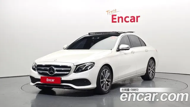 Mercedes-Benz E- W213 E300 4MATIC
