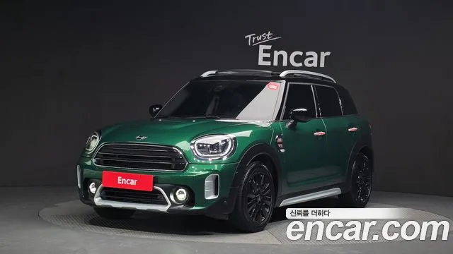MINI Cooper Countryman 2