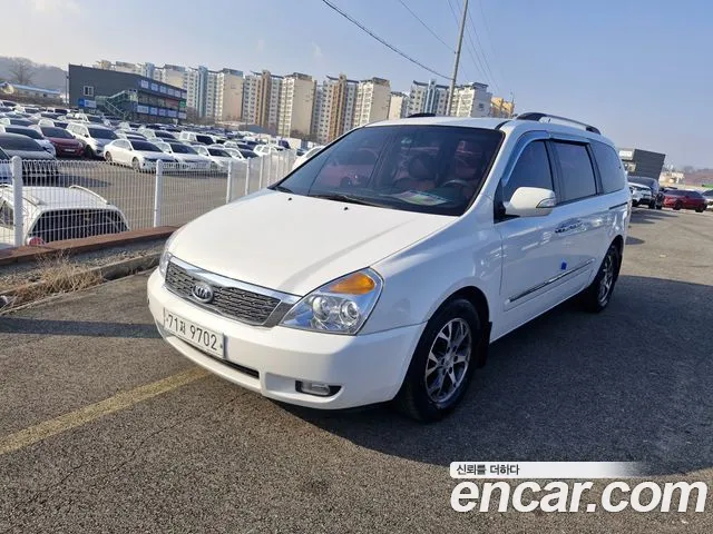 Kia Carnival R Carnival GLX