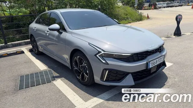 Kia The New K5 3 2.0 Signature