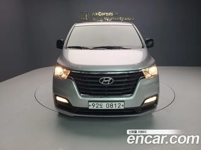 Hyundai The New Grand Starex 5