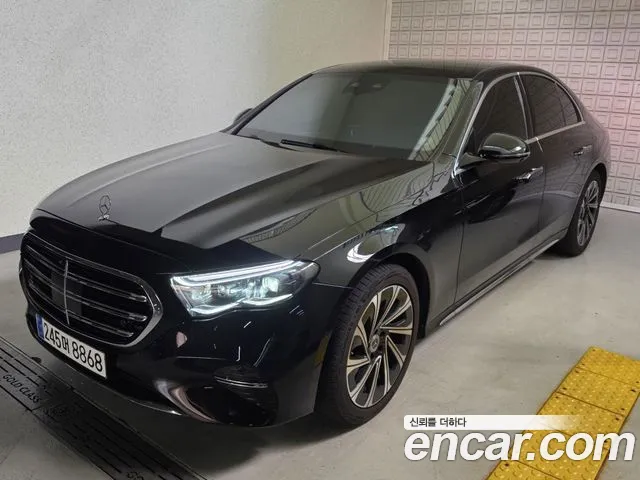 Mercedes-Benz E- W214 E300 4MATIC Exclusive
