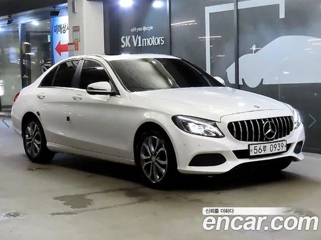 Mercedes-Benz C- W205 C200