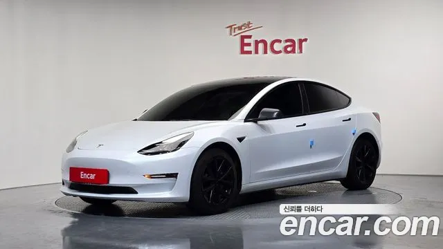 Tesla 3 AWD