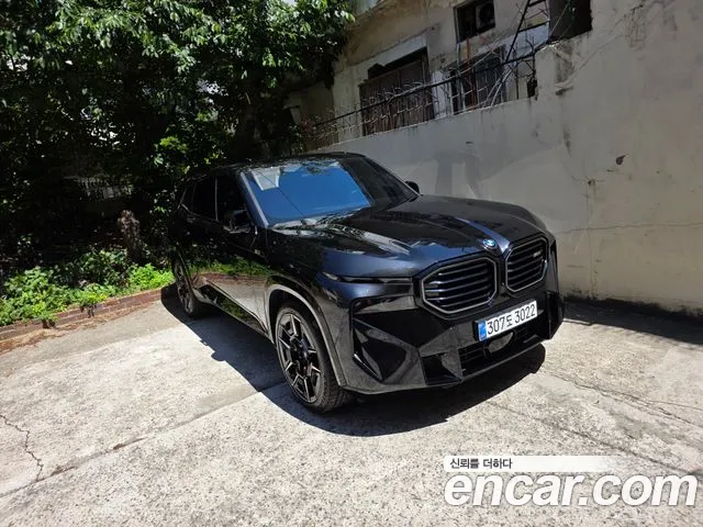 BMW XM (G09) 4.4