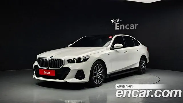 BMW 5 (G60) 520i M