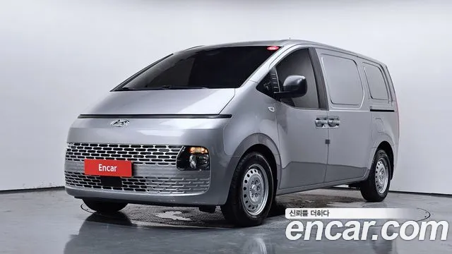 Hyundai Staria 3