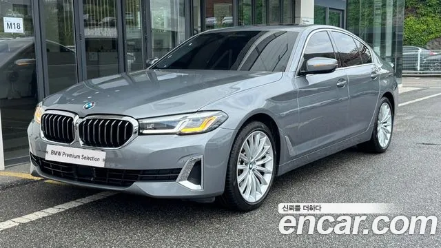BMW 5 (G30) 530i