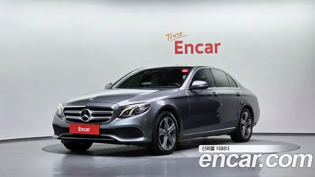 Mercedes-Benz E- W213 E300