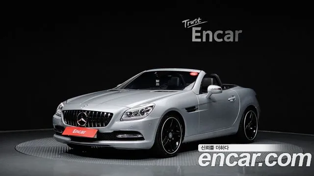 Mercedes-Benz SLK- 200 R172