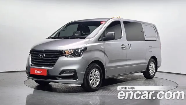 Hyundai The New Grand Starex 5