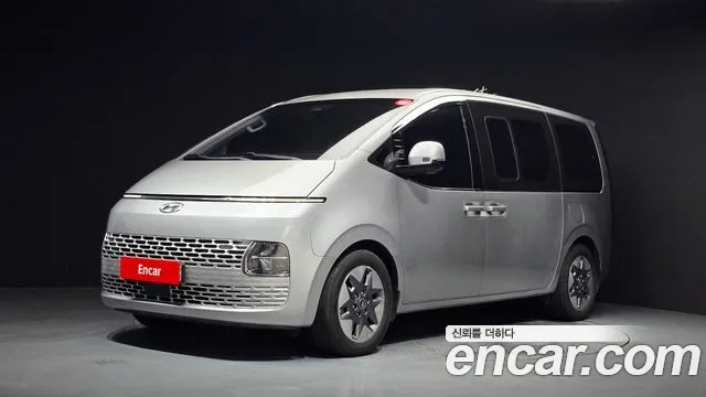 Hyundai Staria 11