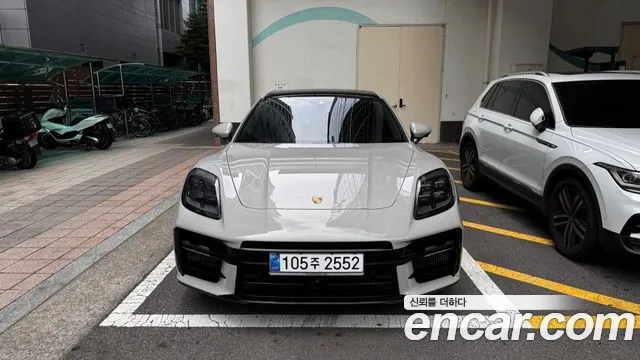 Porsche Panamera (976) 4.0 GTS