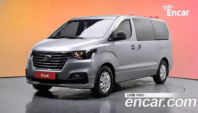 Hyundai The New Grand Starex 5