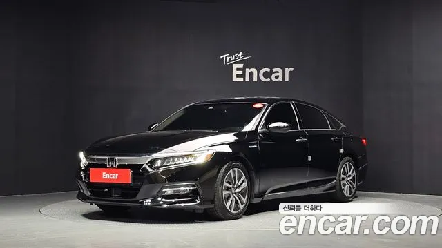 Honda Accord 10 2.0 Hybrid