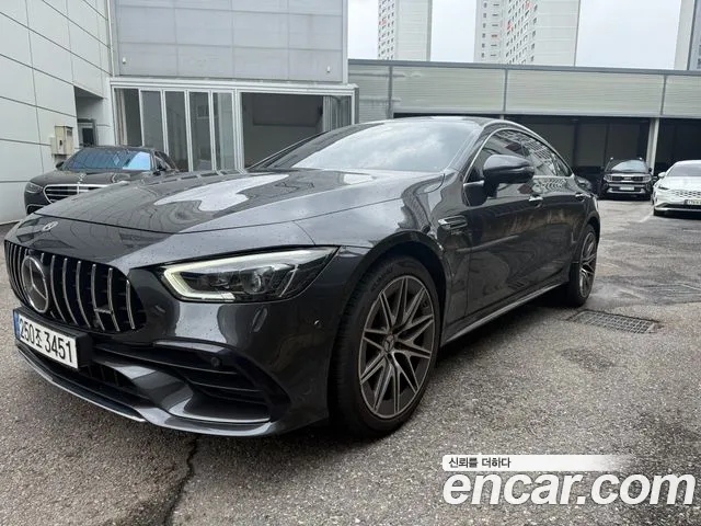 Mercedes-Benz AMG GT 4 43 4MATIC+