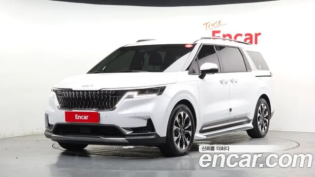Kia Carnival 4 Gasoline 7 Signature