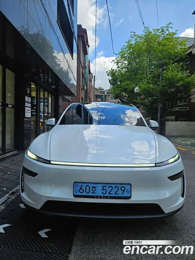 Tesla Y Premium RWD