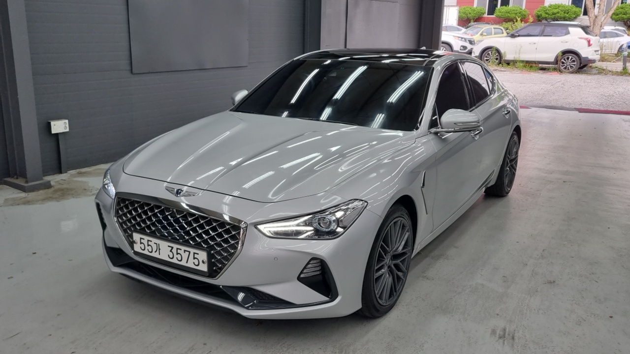 Genesis G70 2.0T AWD