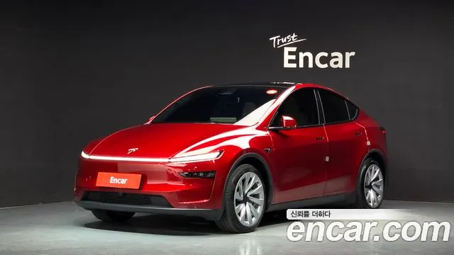Tesla Y AWD