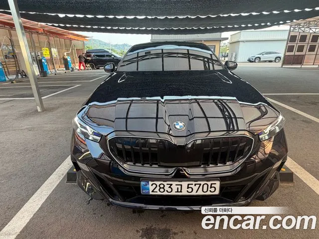 BMW 5 (G60) 520i M