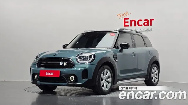 MINI Cooper Countryman 2