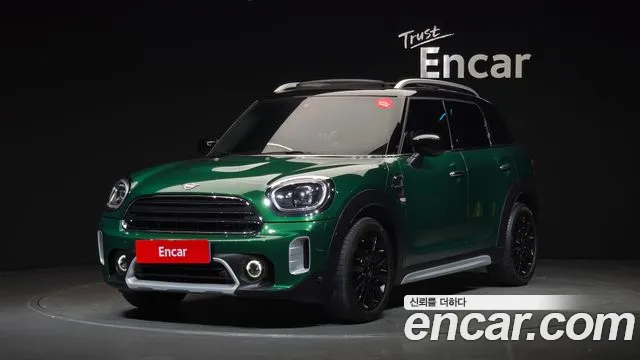 MINI Cooper Countryman 2