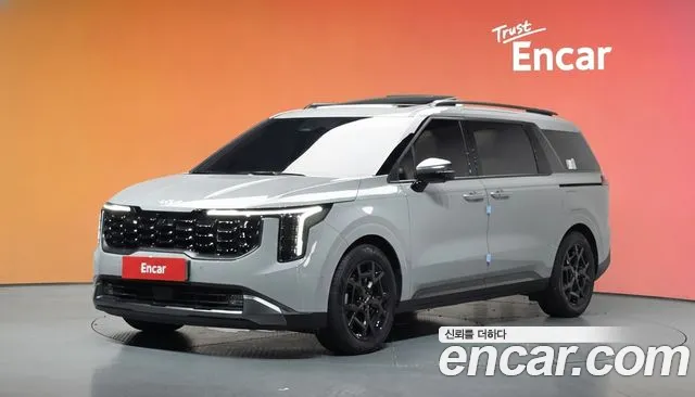 Kia The New Carnival 4 7