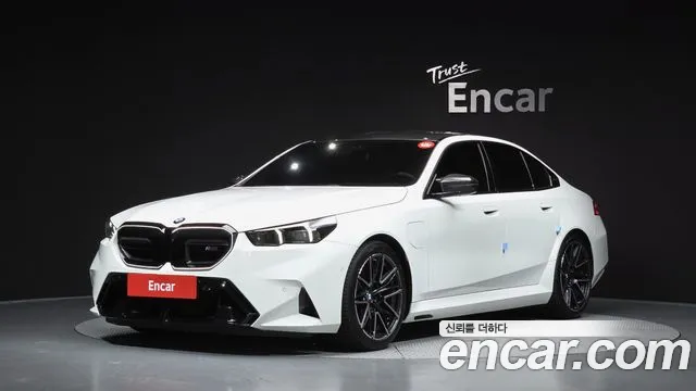 BMW M5 (G90) M5
