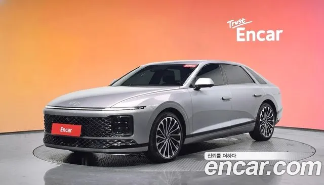 Hyundai Grandeur Hybrid (GN7)