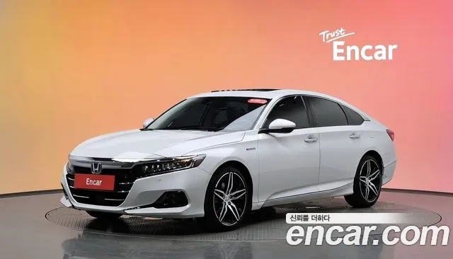 Honda Accord 10 2.0 Hybrid