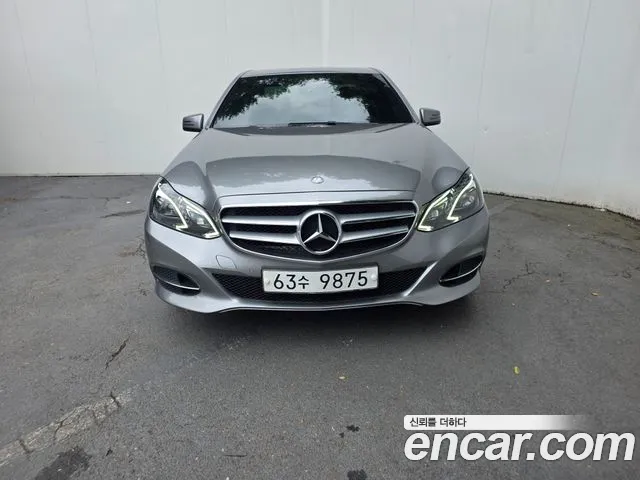 Mercedes-Benz E- W212 E220 CDI